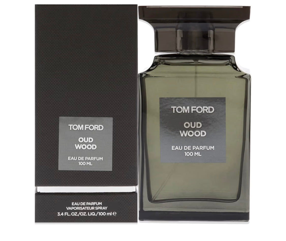 عطر عود موود من توم فورد
